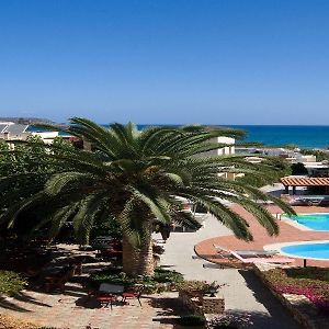 Lilium Hotell Agia Marina Exterior photo